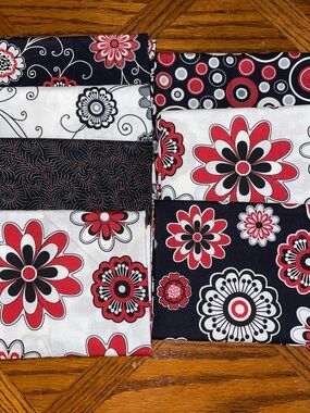 Cotton Fabric Fat Quarter Bundle - Black, White & Red 7 pcs. Red Rooster